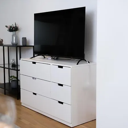 Beautiful Studio Apartment In Urban Location Hamburg Exterior photo